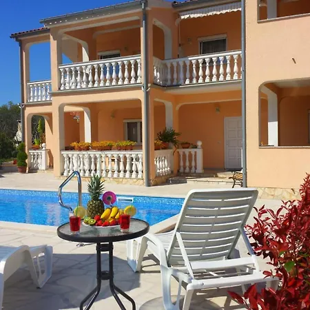 Apartment Haus Delphin